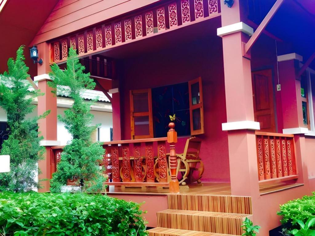 Chiangsan Goldenland Resort Chiang Saen Exterior photo