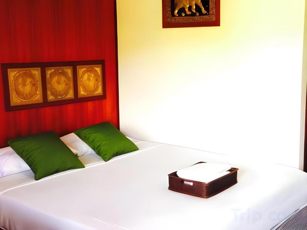 Chiangsan Goldenland Resort Chiang Saen Exterior photo