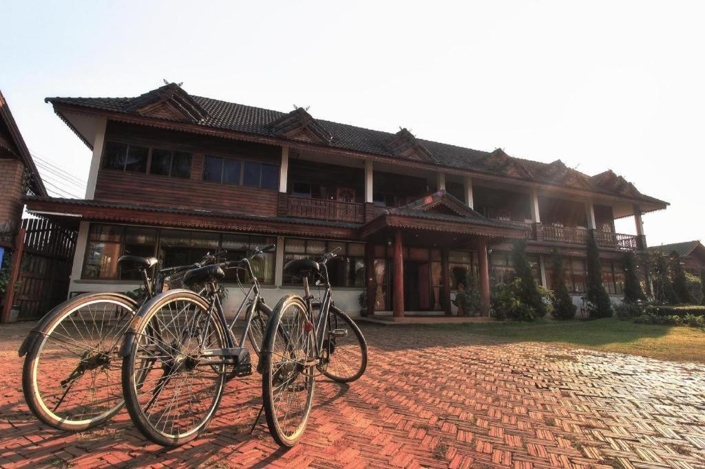 Chiangsan Goldenland Resort Chiang Saen Exterior photo