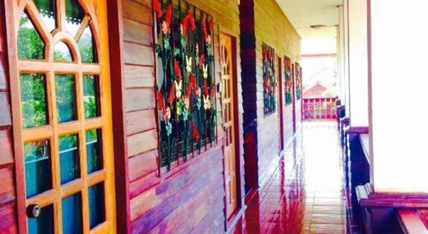 Chiangsan Goldenland Resort Chiang Saen Exterior photo
